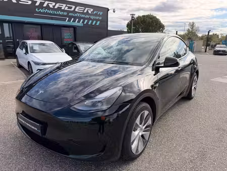 Tesla Model Y Standard 300