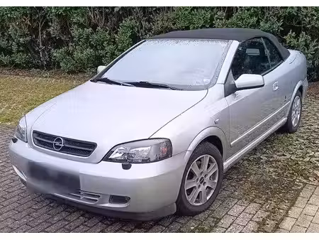 Opel Astra 2.2 147