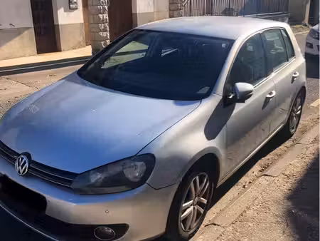 Volkswagen Golf 1.6 TDI 105