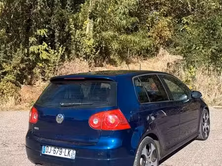 Volkswagen Golf GTI 2.0 200