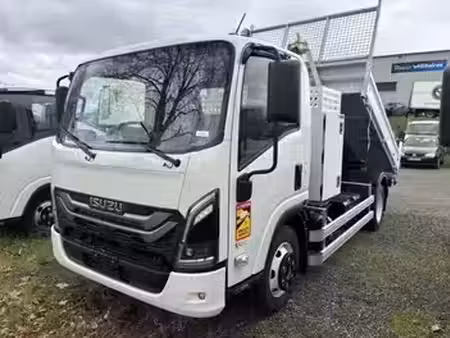 Isuzu M21 1.9 120