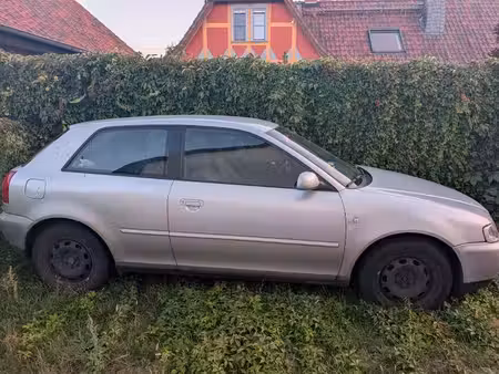 Audi A3 1.6 101