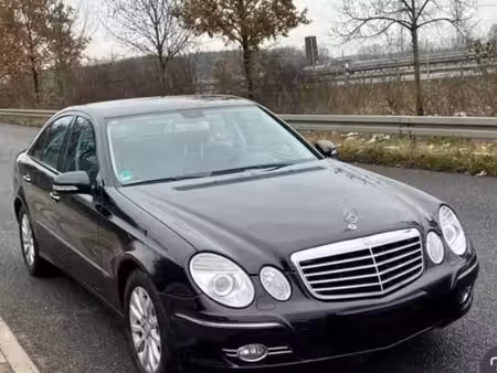 Mercedes-Benz Classe E E 220 2.1 CDI 170