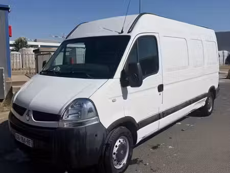 Renault Master 2.5 dCi 120