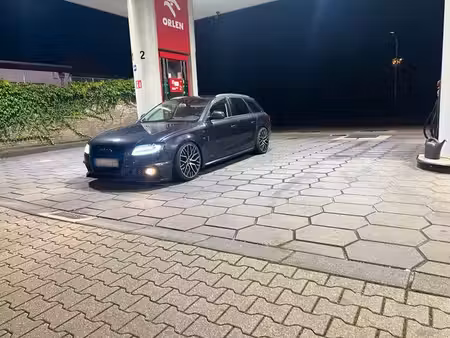 Audi A4 V6 3.2 FSI 265 S line