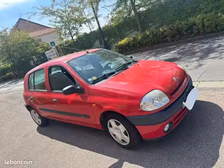 Renault Clio 1.4 98