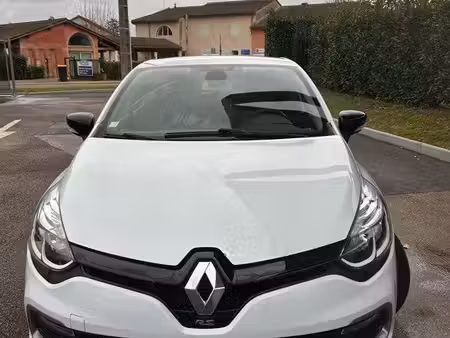 Renault Clio RS 1.6 T 200