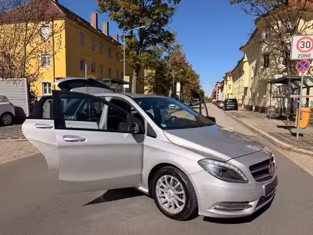 Mercedes-Benz Classe B B 200