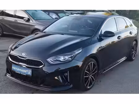Kia Ceed 1.6 CRDi 136 GT Line