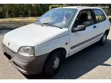 Renault Clio 1.9 D 65