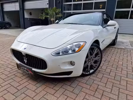 Maserati Grancabrio V8 4.7 440