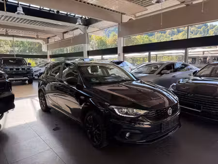 Fiat Tipo 1.4 95 Street