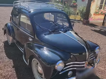 Renault 4CV