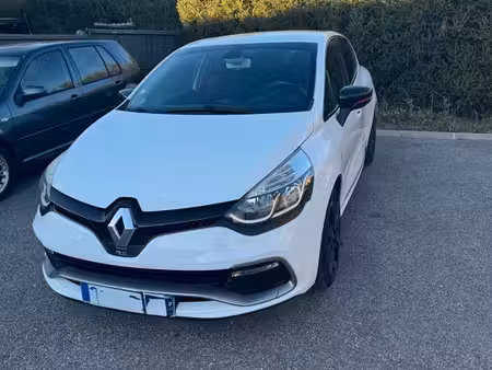 Renault Clio RS 1.6 T 200