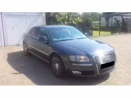 Audi A8 V6 3.0 TDI 233 quattro