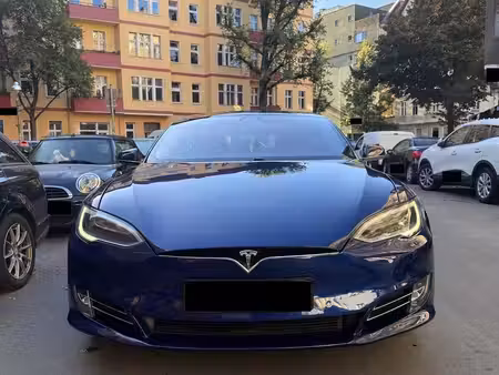 Tesla Model S 75d