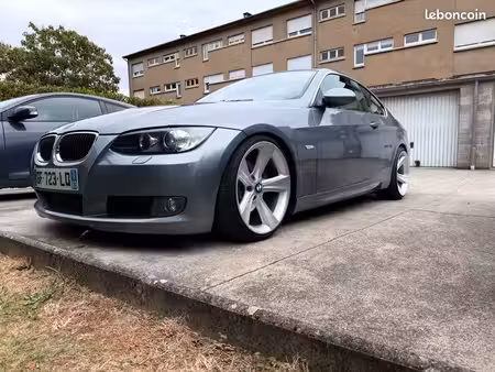 BMW Série 3 325d 3.0 197