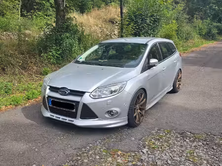 Ford Focus ST 2.0 TDCi 120 Titanium