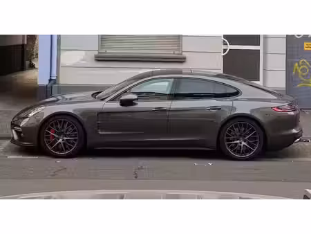 Porsche Panamera Turbo V8 4.0 550 4x4