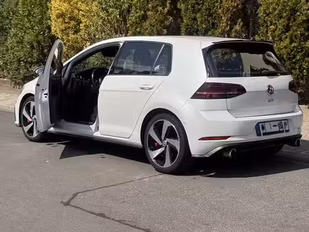 Volkswagen Golf GTI 2.0 Performance