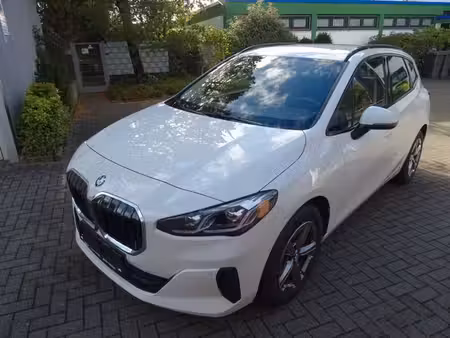 BMW Série 2 220i 1.5 170