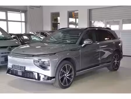 XPeng G9 Performance 575