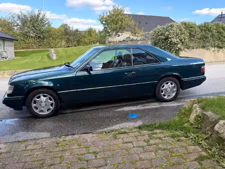 Mercedes-Benz Classe E 220 CE