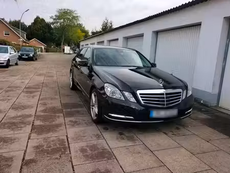 Mercedes-Benz Classe E E 300 V6 3.0 231 Elegance
