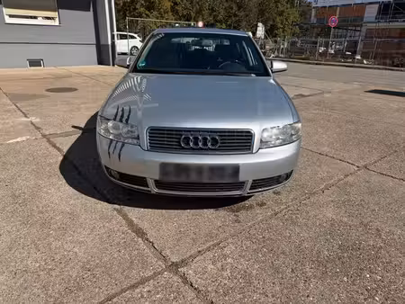 Audi A4 1.8 125