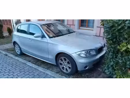 BMW Série 1 116i 1.6 115