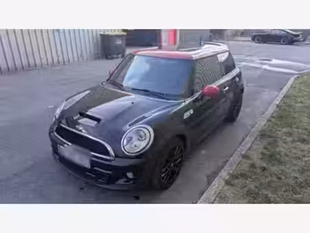 Mini Mini John Cooper Works 1.6 211