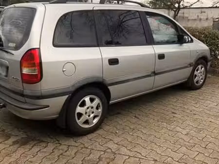 Opel Zafira 