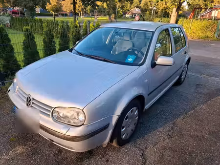 Volkswagen Golf 1.6 100 L