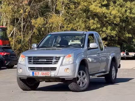 Isuzu D-max 2.5 136