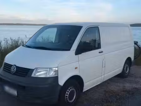 Volkswagen Transporter T5 1.9 TDI 102