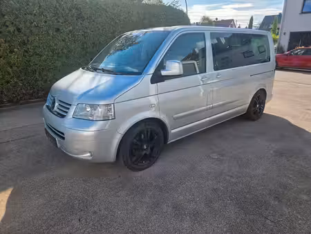 Volkswagen Transporter T5 2.5 TDI 174 Highline