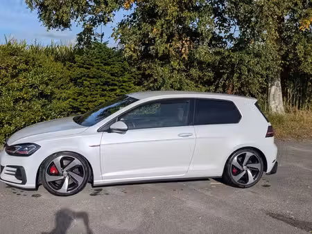 Volkswagen Golf GTI 2.0 245 Performance