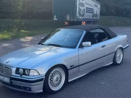 BMW Série 3 318i 1.8 115