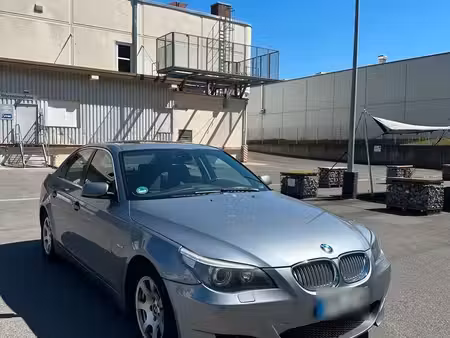 BMW Série 5 520i 2.2 170