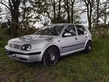 Volkswagen Golf 1.4 75 L