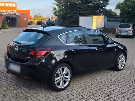Opel Astra 1.4 140