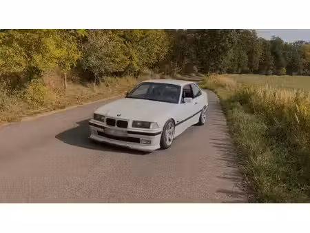 BMW Série 3 325i 2.5 192