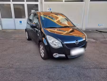 Opel Agila 