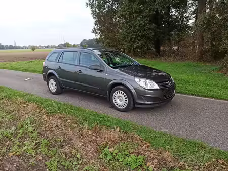 Opel Astra 1.4 90