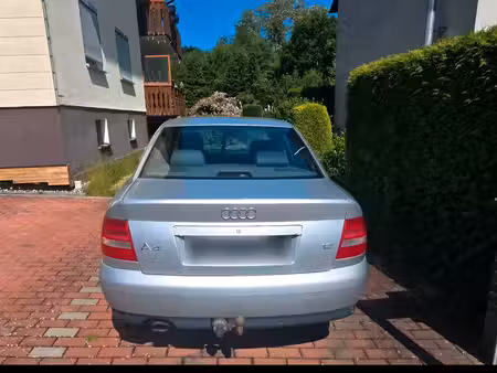 Audi A4 2.0 125