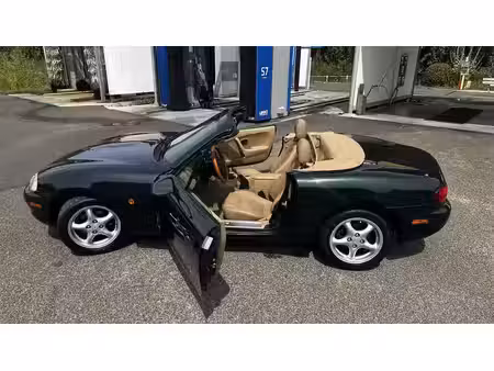 Mazda MX5 1.6 110