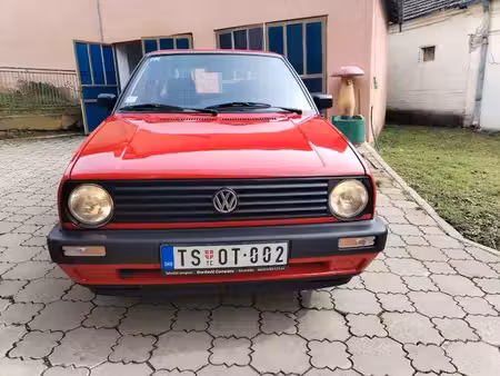 Volkswagen Golf 1.6 75