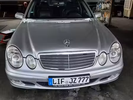 Mercedes-Benz Classe E E 200
