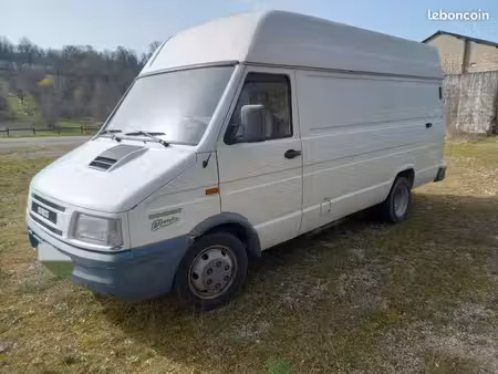 Iveco Daily 2.5 82