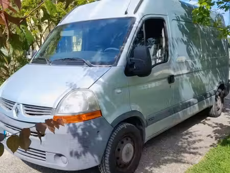 Renault Master 2.5 dCi 120
